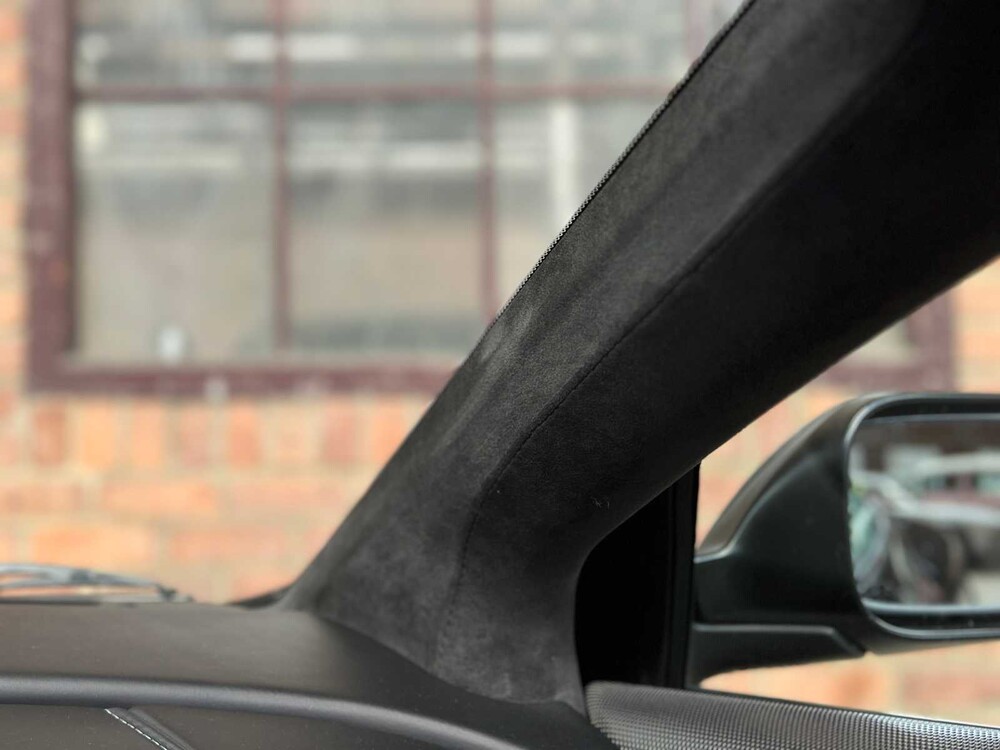 Aston Martin DB9 Volante 6.0 V12 Touchtronic 457hp 2006, GX-039-R Youngtimer