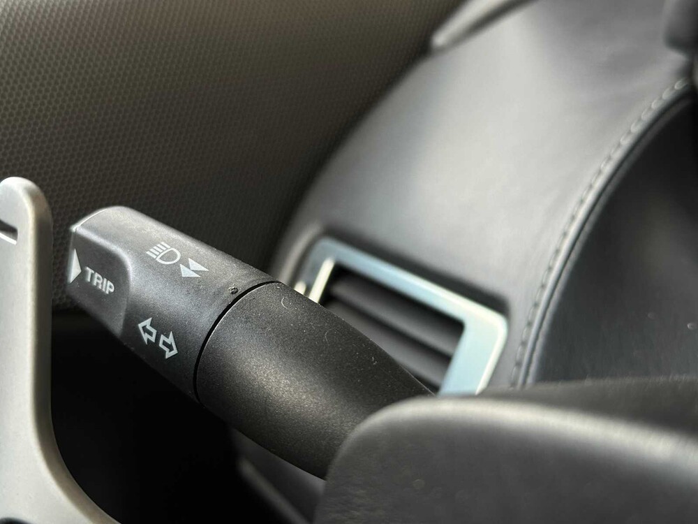 Aston Martin DB9 Volante 6.0 V12 Touchtronic 457hp 2006, GX-039-R Youngtimer