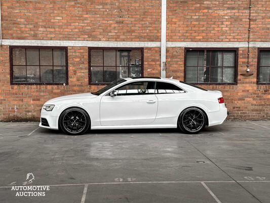 Audi RS5 Coupe 4.2 FSI V8 Quattro 450PS 2013