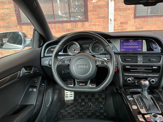 Audi RS5 Coupe 4.2 FSI V8 Quattro 450pk 2013