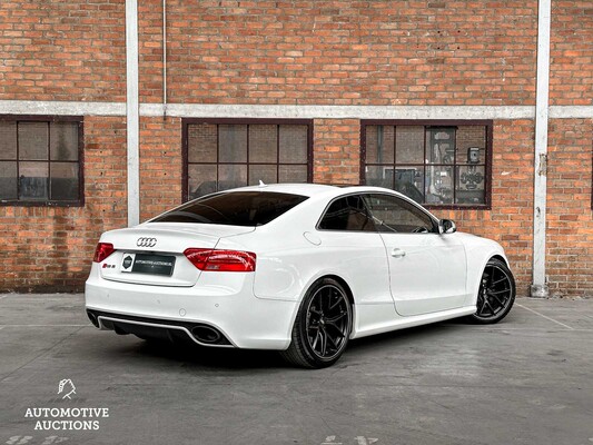 Audi RS5 Coupe 4.2 FSI V8 Quattro 450hp 2013