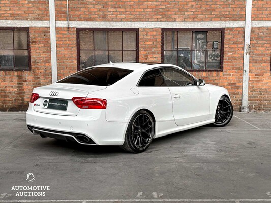 Audi RS5 Coupe 4.2 FSI V8 Quattro 450pk 2013