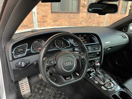 Audi RS5 Coupe 4.2 FSI V8 Quattro 450PS 2013