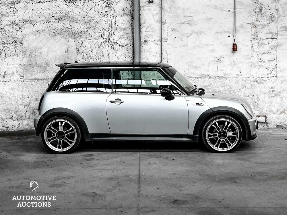 Mini 1.6 Cooper S 163pk 2002 -Orig. NL-, 96-JV-PG