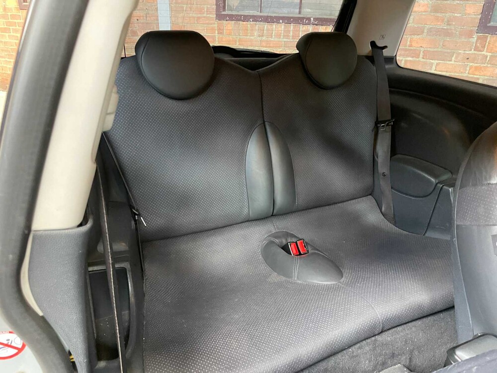 Mini 1.6 Cooper S 163pk 2002 -Orig. NL-, 96-JV-PG