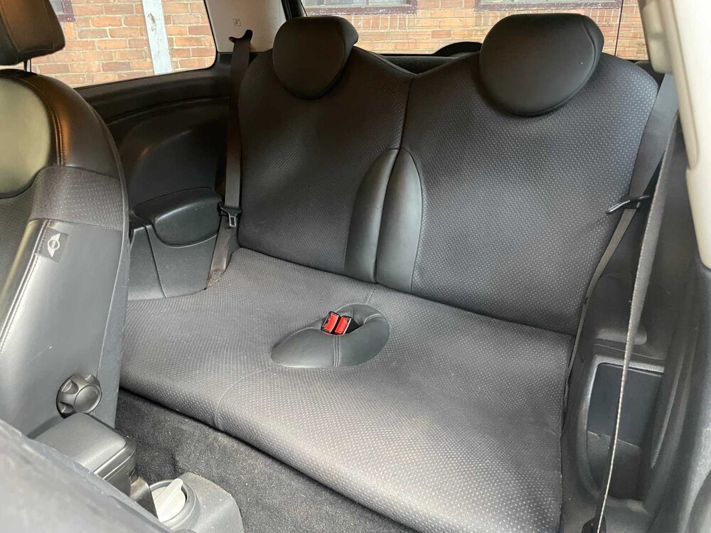 Mini 1.6 Cooper S 163pk 2002 -Orig. NL-, 96-JV-PG