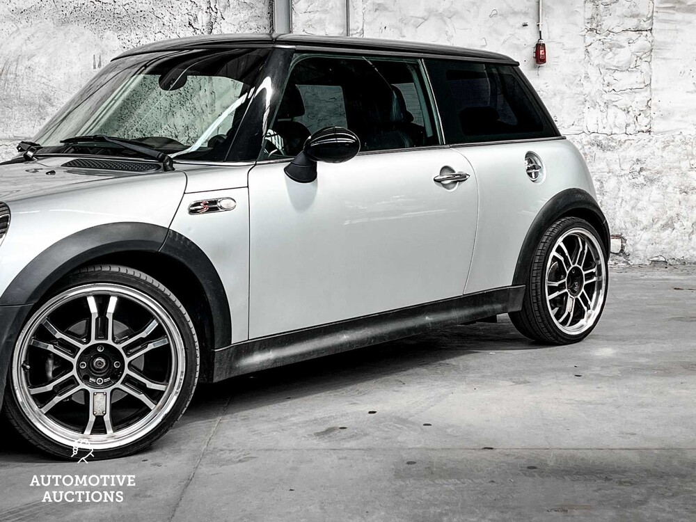 Mini 1.6 Cooper S 163pk 2002 -Orig. NL-, 96-JV-PG