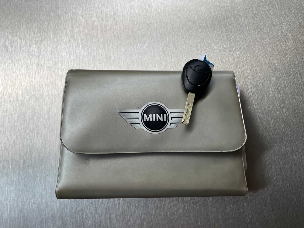 Mini 1.6 Cooper S 163pk 2002 -Orig. NL-, 96-JV-PG