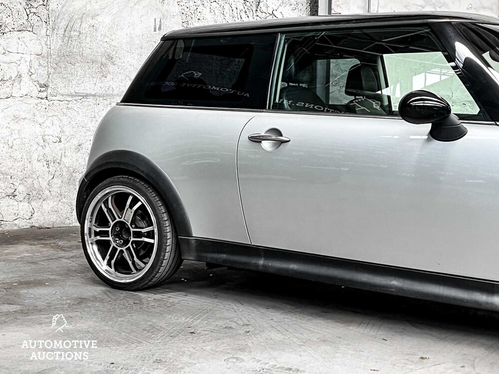 Mini 1.6 Cooper S 163pk 2002 -Orig. NL-, 96-JV-PG