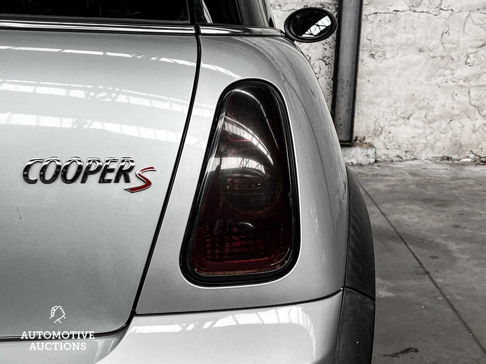 Mini 1.6 Cooper S 163pk 2002 -Orig. NL-, 96-JV-PG