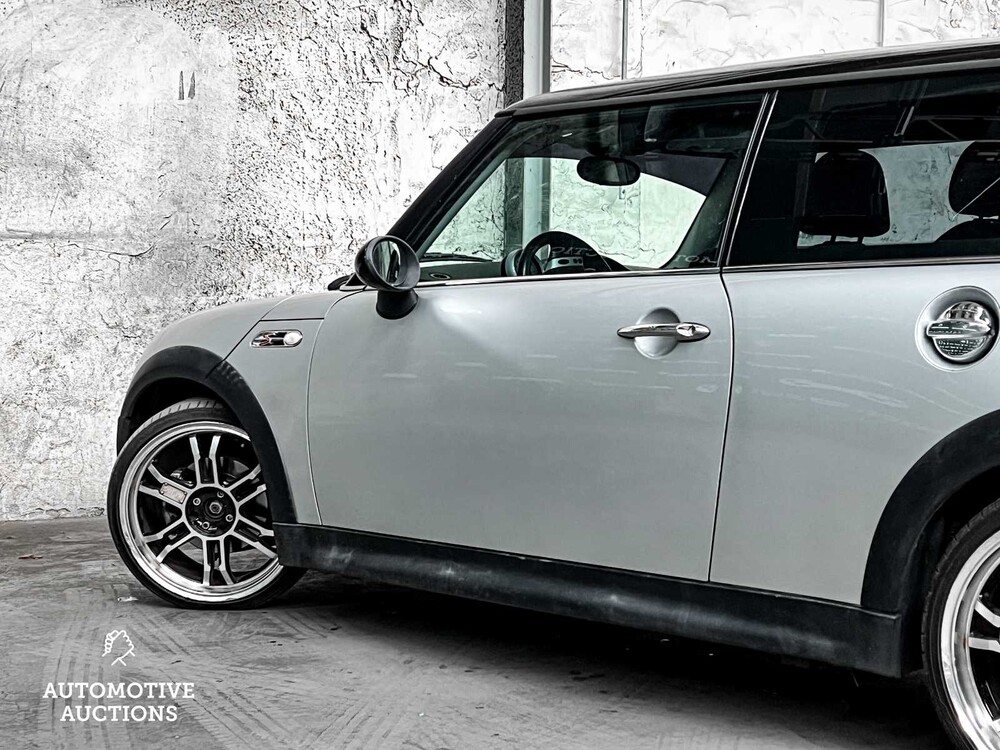 Mini 1.6 Cooper S 163pk 2002 -Orig. NL-, 96-JV-PG