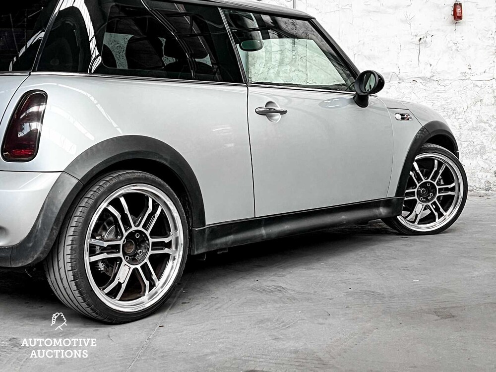 Mini 1.6 Cooper S 163pk 2002 -Orig. NL-, 96-JV-PG