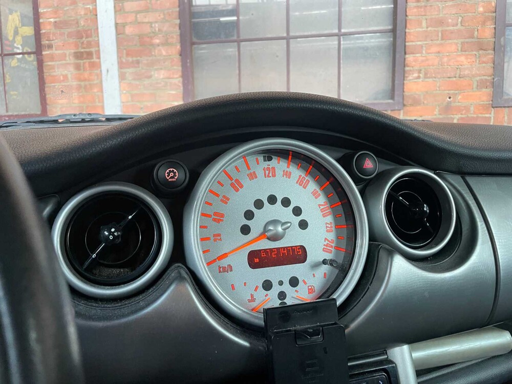 Mini 1.6 Cooper S 163pk 2002 -Orig. NL-, 96-JV-PG