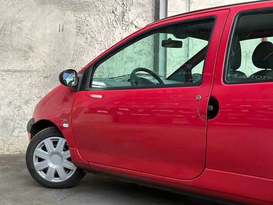 Renault Twingo 1.2-16V Privilège 75hp 2002 -Orig. NL-, 25-JZ-KL