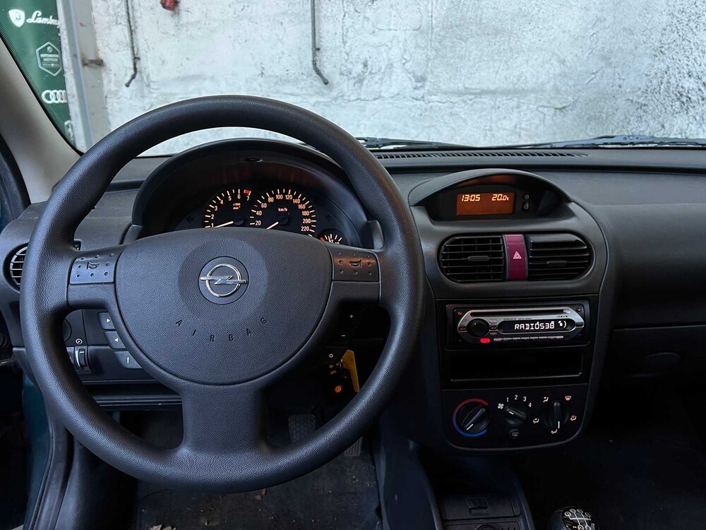 Opel Corsa 1.2-16V Comfort 75pk 2002, 37-JJ-RK