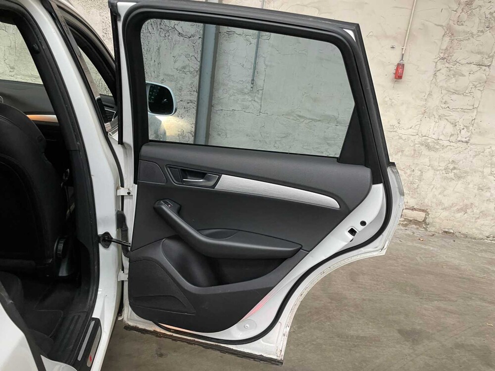 Audi Q5 2.0 TFSI Quattro Pro Line 211pk 2009, 6-KZR-60