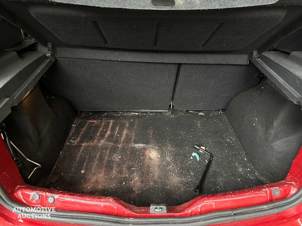 Dacia Sandero 1.4 Lauréate 75pk 2008 -Orig. NL-, 57-HDP-2