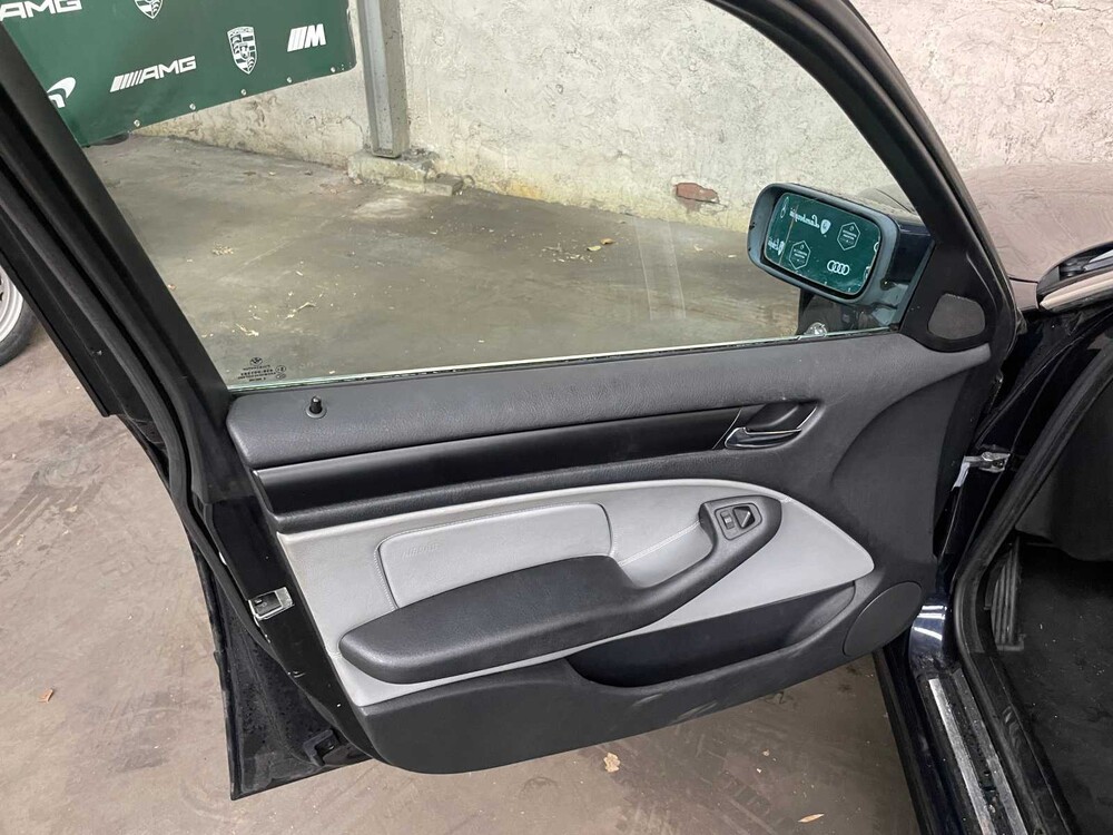 BMW 3-serie 316i Special Edition 116pk 2004 -Orig. NL-, 28-PG-BG