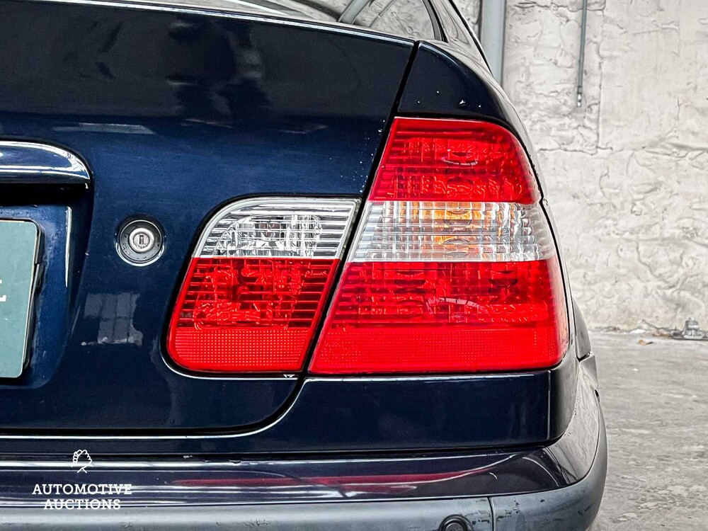 BMW 3-serie 316i Special Edition 116pk 2004 -Orig. NL-, 28-PG-BG