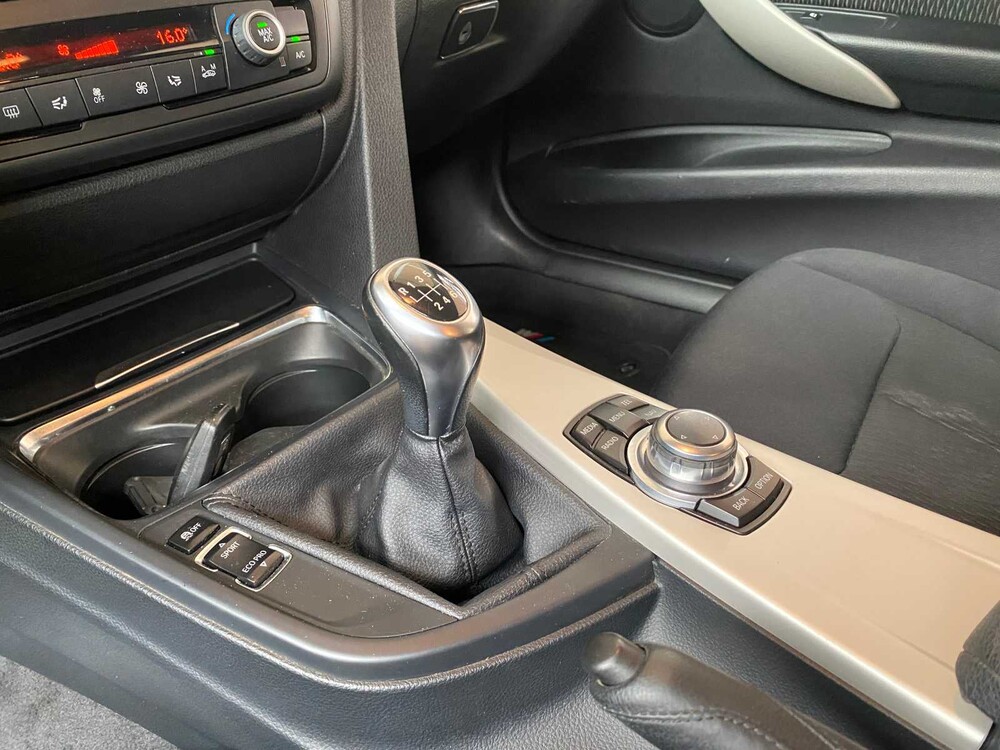 BMW 320d Touring Efficient Dynamics Edition Executive Upgrade 163pk 2013 3-serie -Orig. NL-, 9-SHX-86