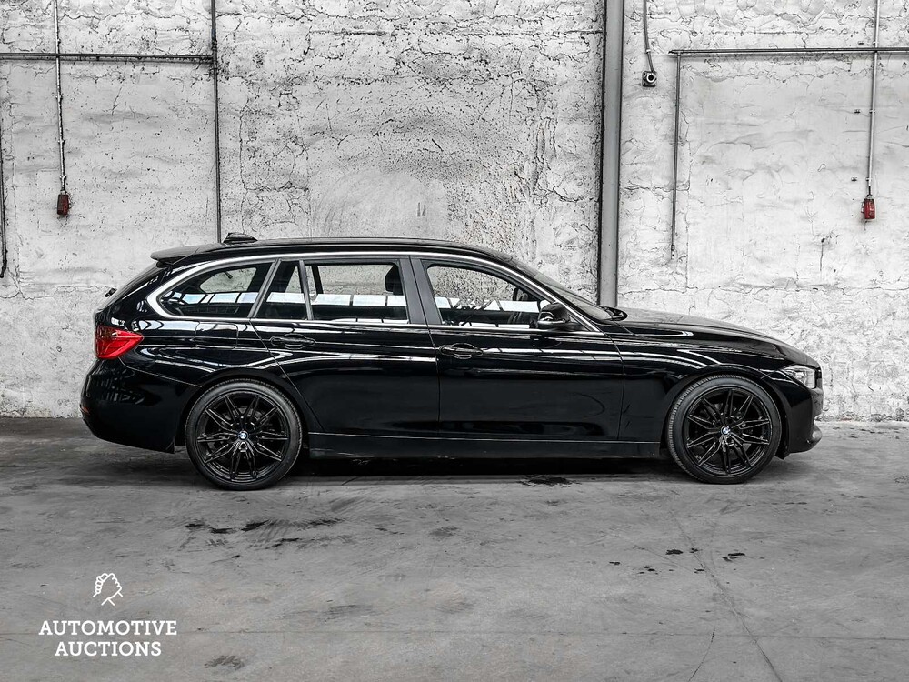 BMW 320d Touring Efficient Dynamics Edition Executive Upgrade 163pk 2013 3-serie -Orig. NL-, 9-SHX-86