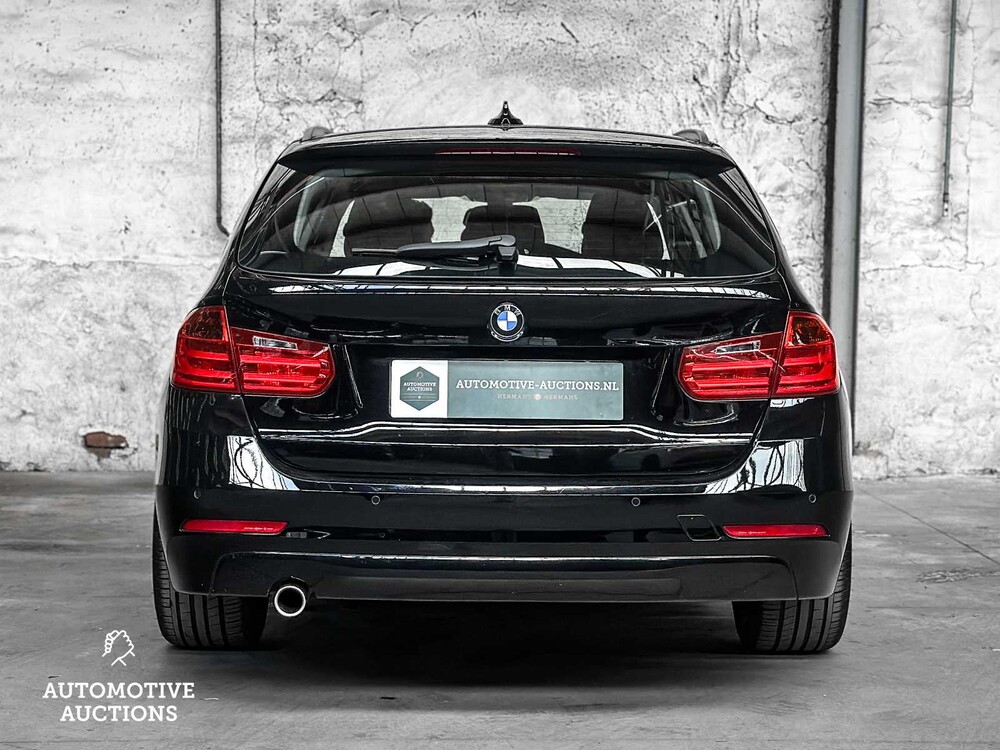 BMW 320d Touring Efficient Dynamics Edition Executive Upgrade 163pk 2013 3-serie -Orig. NL-, 9-SHX-86