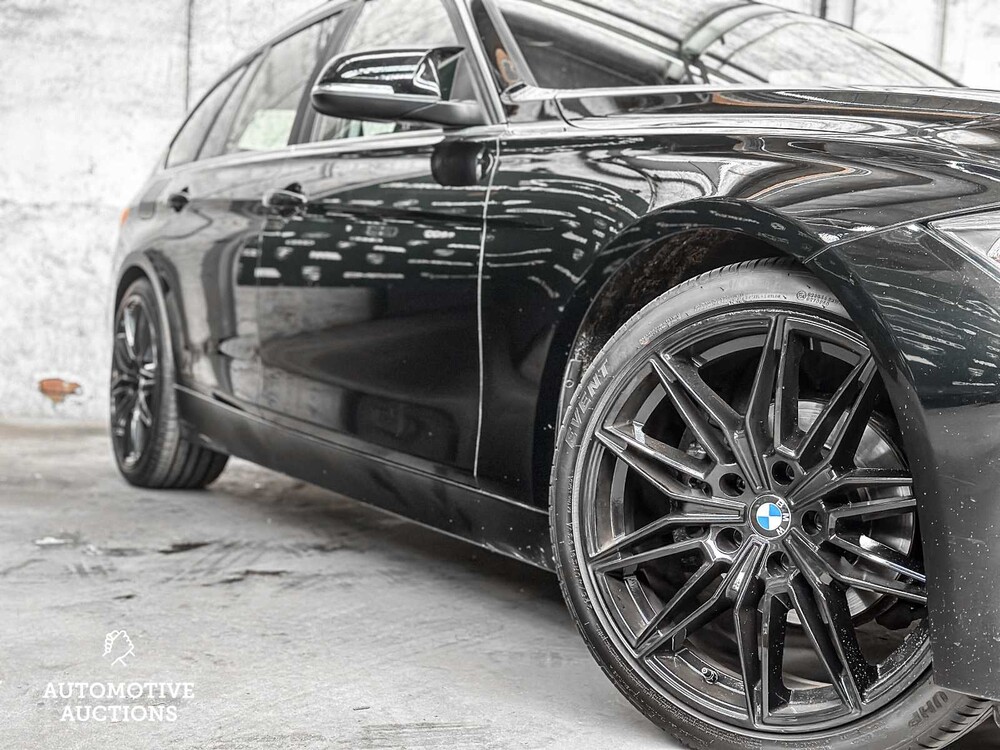 BMW 320d Touring Efficient Dynamics Edition Executive Upgrade 163pk 2013 3-serie -Orig. NL-, 9-SHX-86