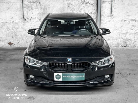 BMW 320d Touring Efficient Dynamics Edition Executive Upgrade 163PS 2013 3er -Fertigmodell EN-, 9-SHX-86