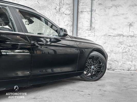 BMW 320d Touring Efficient Dynamics Edition Executive Upgrade 163PS 2013 3er -Fertigmodell EN-, 9-SHX-86