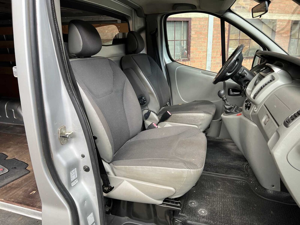 Opel Vivaro 2.5 CDTI L2H1 DC 114pk 2008 ORIG-NL