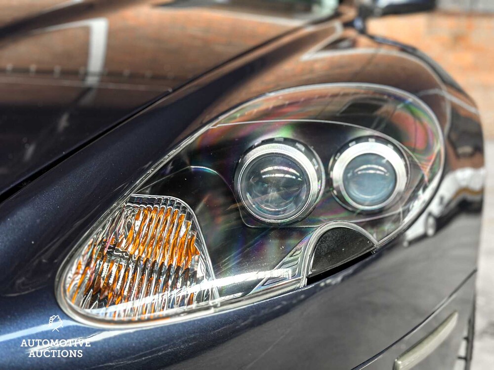 SCFAD02A97GB07018 Aston Martin DB9 Cabriolet 5.9 V12 2007 Youngtimer