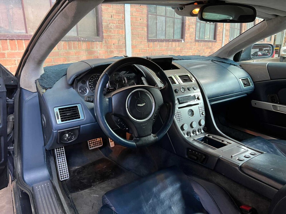 SCFAD02A97GB07018 Aston Martin DB9 Cabriolet 5.9 V12 2007 Youngtimer