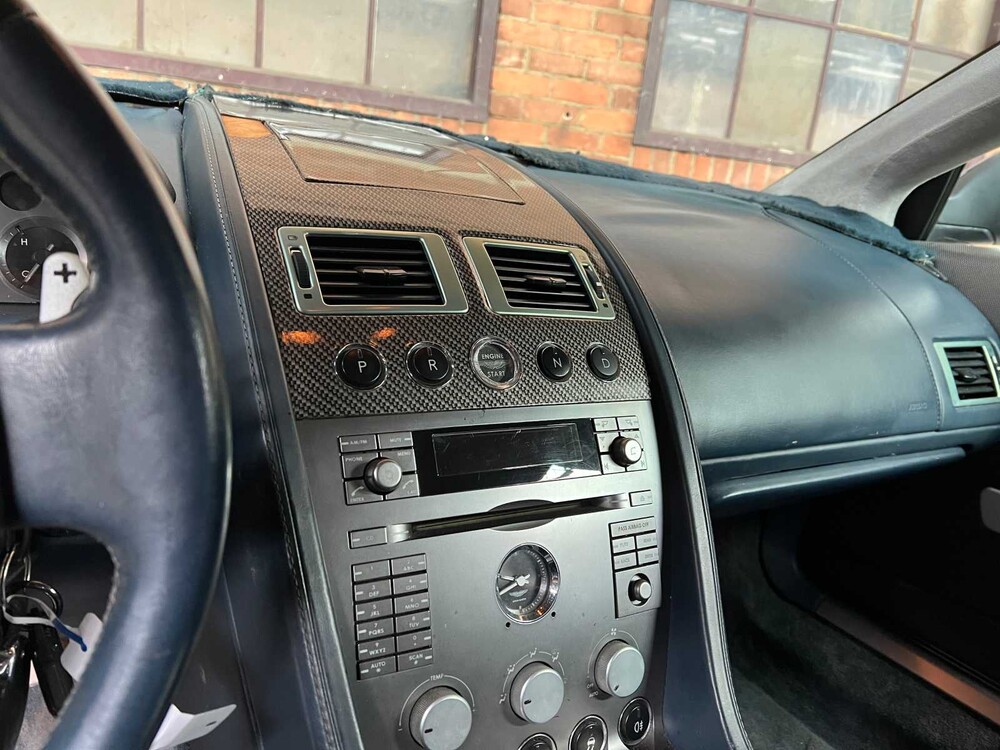 SCFAD02A97GB07018 Aston Martin DB9 Cabriolet 5.9 V12 2007 Youngtimer