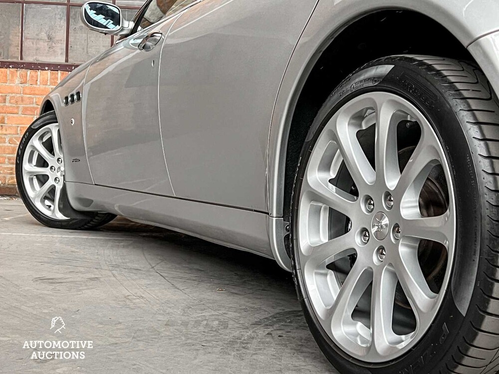 ZAMFD39J00029270 Maserati Quattroporte 4.2 V8 Executive GT 401PS 2008 -Youngtimer-