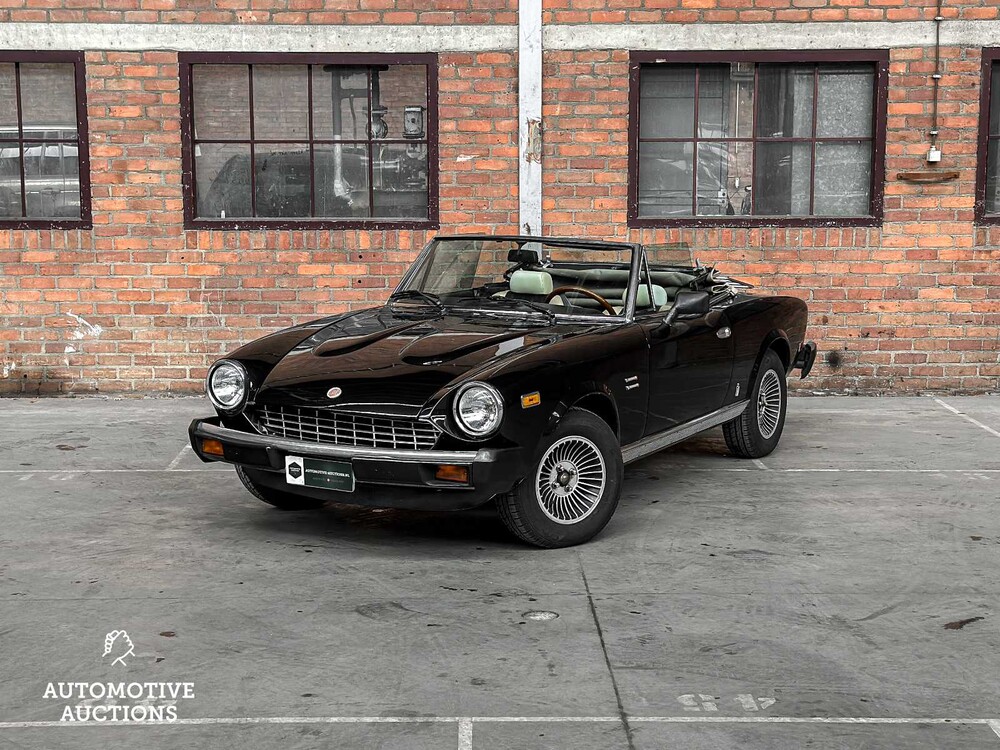 Fiat 124 Spider 2000 H5 USA CS0 105PS 1981, ZJ-04-RG