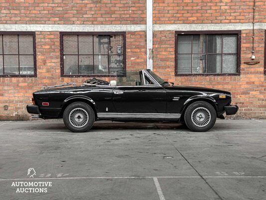 Fiat 124 Spider 2000 H5 USA CS0 105hp 1981, ZJ-04-RG