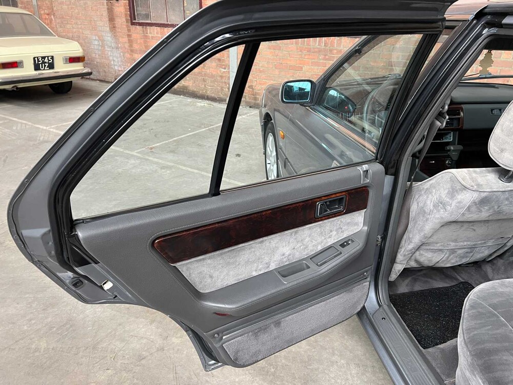 Mazda 929 2.2i GLX 136PS 1987, SK-57-PB