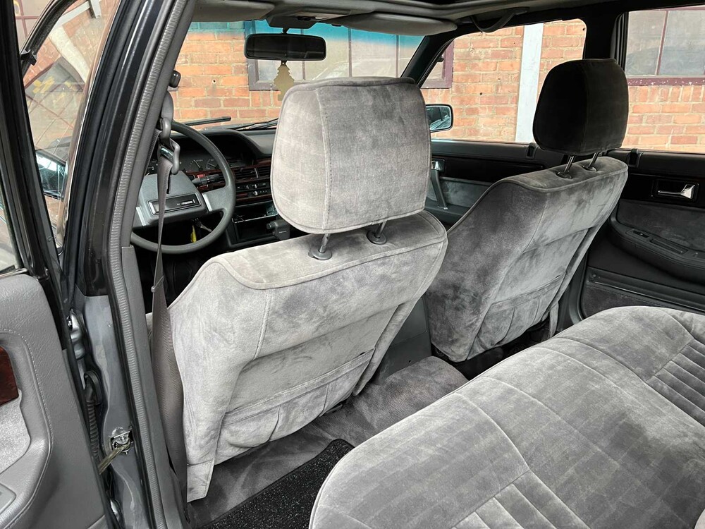 Mazda 929 2.2i GLX 136PS 1987, SK-57-PB