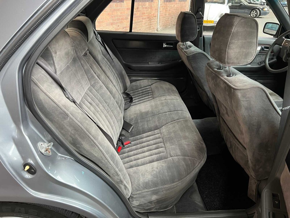 Mazda 929 2.2i GLX 136PS 1987, SK-57-PB