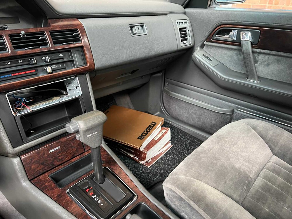 Mazda 929 2.2i GLX 136PS 1987, SK-57-PB