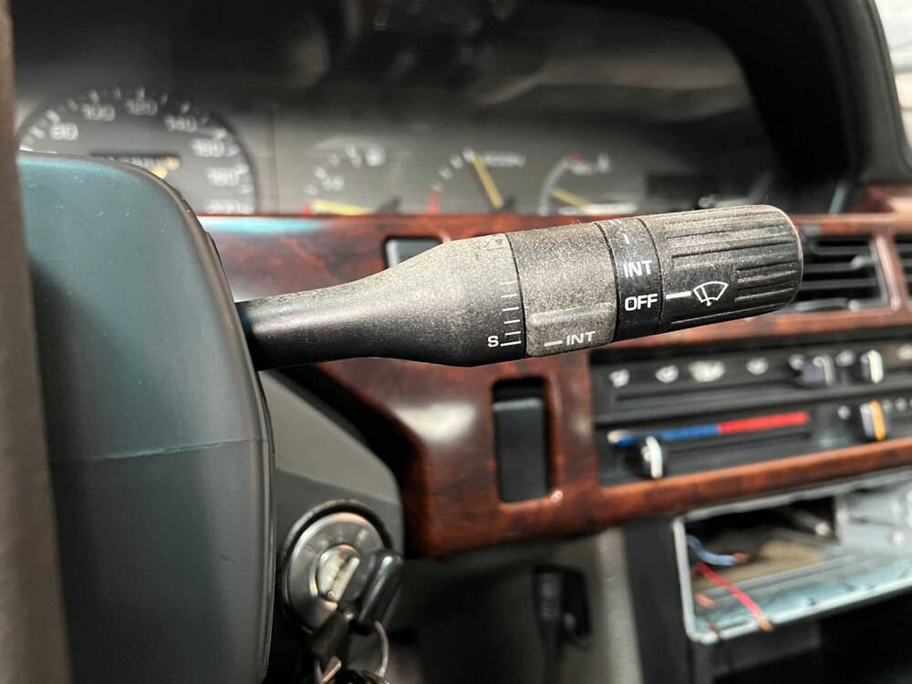 Mazda 929 2.2i GLX 136PS 1987, SK-57-PB