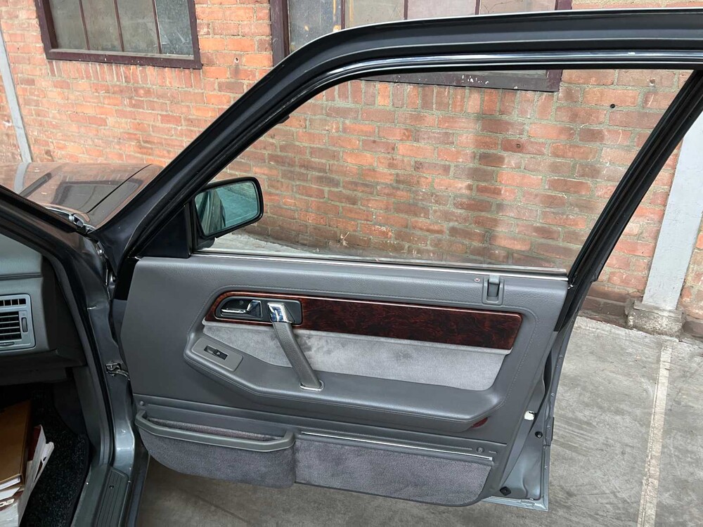 Mazda 929 2.2i GLX 136PS 1987, SK-57-PB