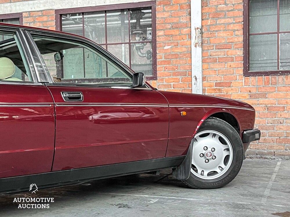 Jaguar XJ40 4.0 222PS 1991, S-356-PG