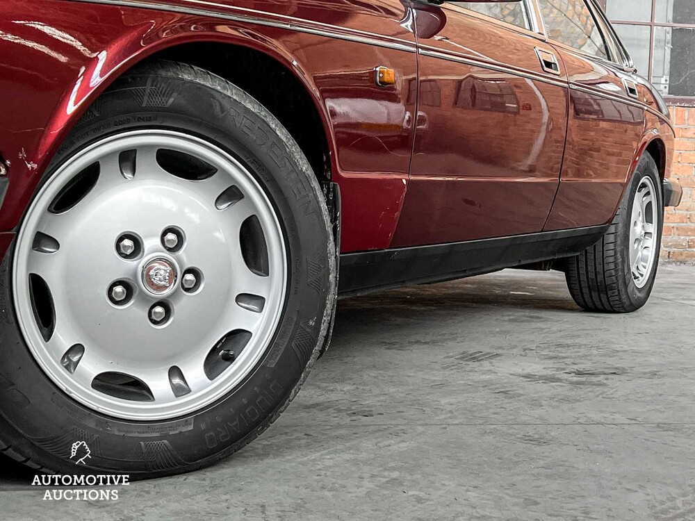 Jaguar XJ40 4.0 222PS 1991, S-356-PG