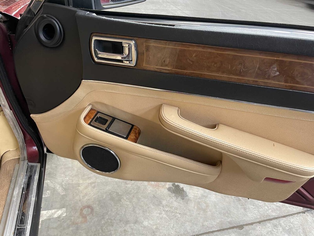 Jaguar XJ40 4.0 222PS 1991, S-356-PG
