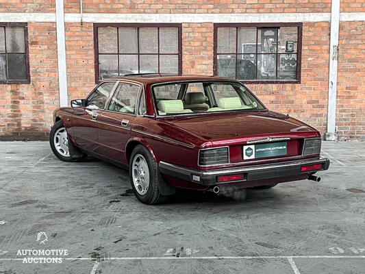 Jaguar XJ40 4.0 222hp 1991, S-356-PG