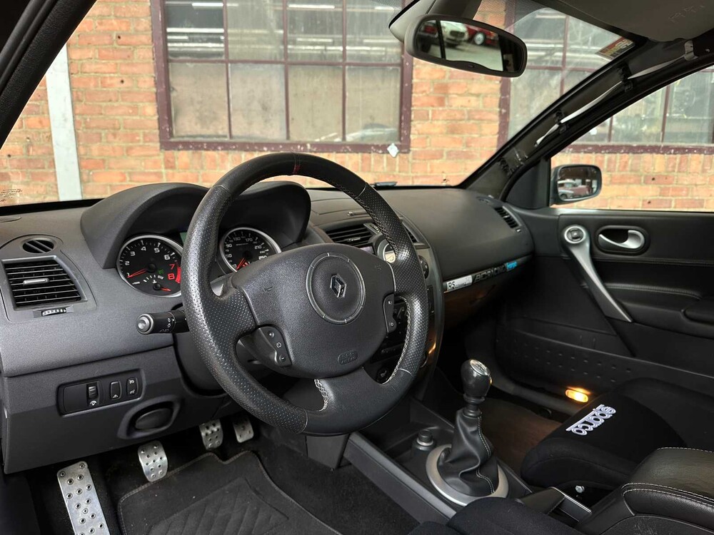 Renault Sport Megane RS Typ 2 Phase II 2.0 turbo 224PS 2008 (Original-NL), 72-ZP-VP Youngtimer
