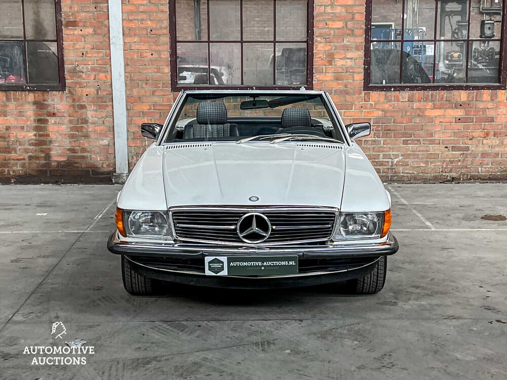 WDB10704512026153 Mercedes 380 SL 3.8 V8 204PS 1983 SL-Klasse Youngtimer
