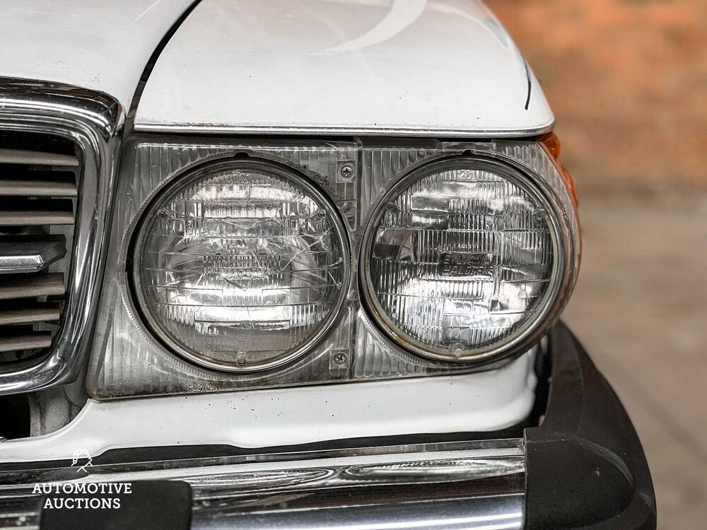 WDBBA48DXGA044059 Mercedes-Benz 560 SL V8 231hp 1986 SL-Class Youngtimer