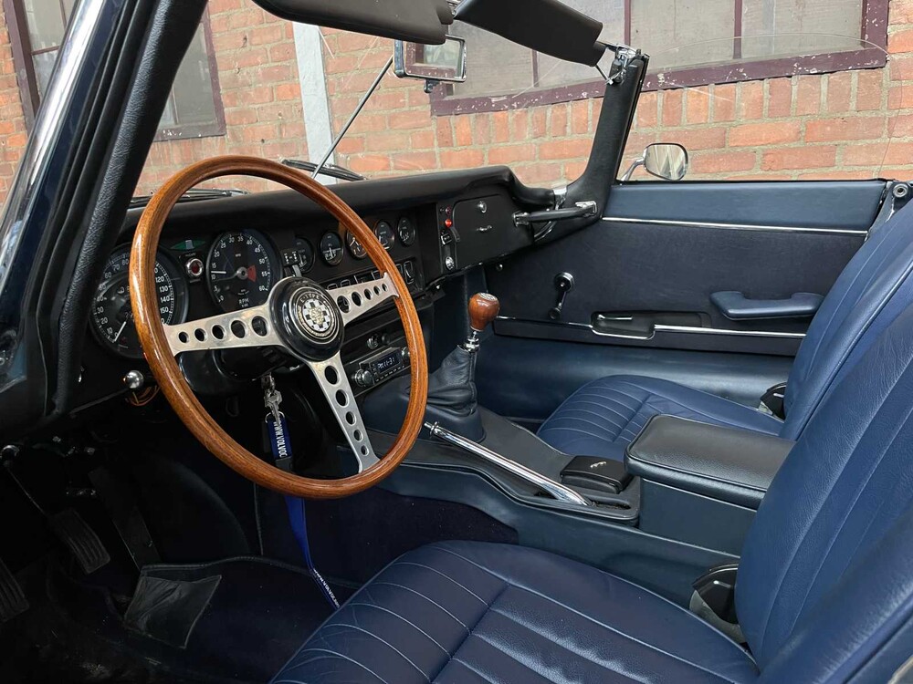 Jaguar E-Type Cabrio 4.2 6-Reihen-Serie 2 265PS 1970, AR-94-77 